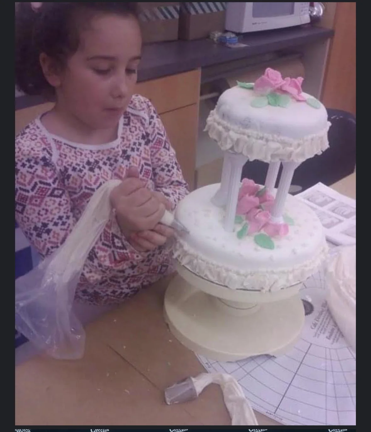Ronnie's Bakery - wedding cake baker