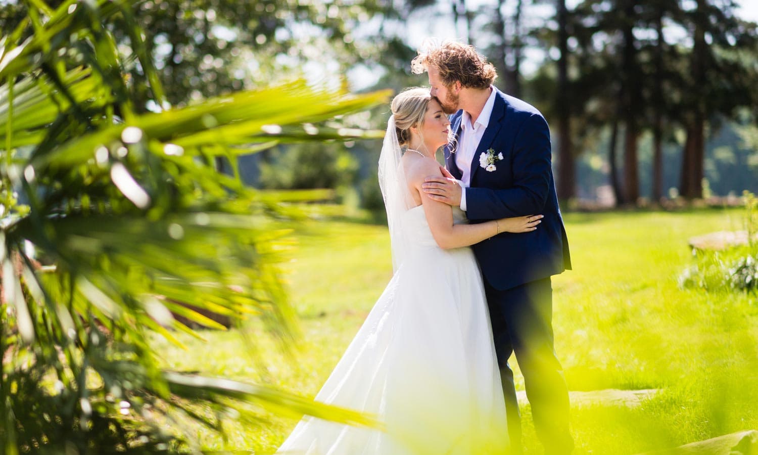 Outdoor lakeside wedding ceremony at Lake Keowee