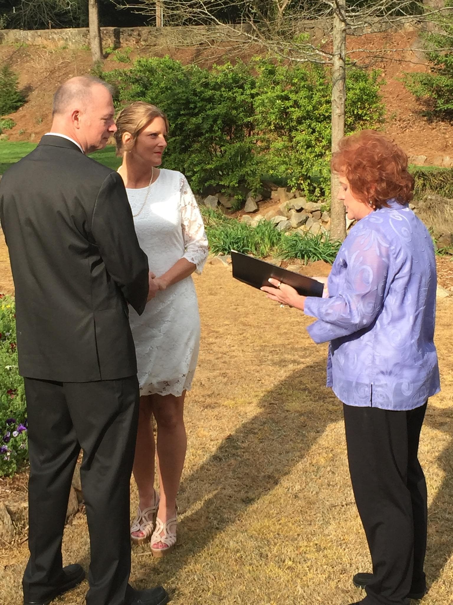 Weddings by Lisa - wedding officiant
