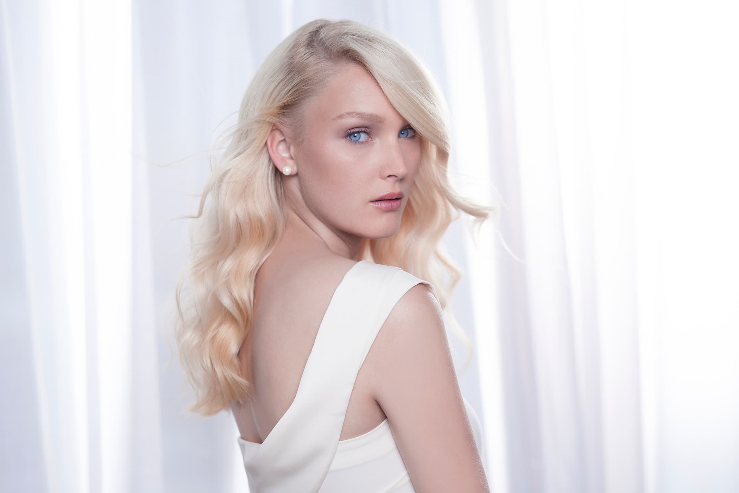 Blushwork Studio - wedding hair and makeup artist