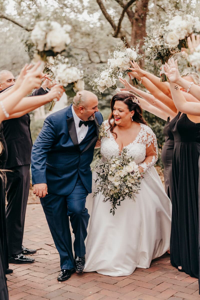 Bride and groom with bridal party in Savannah