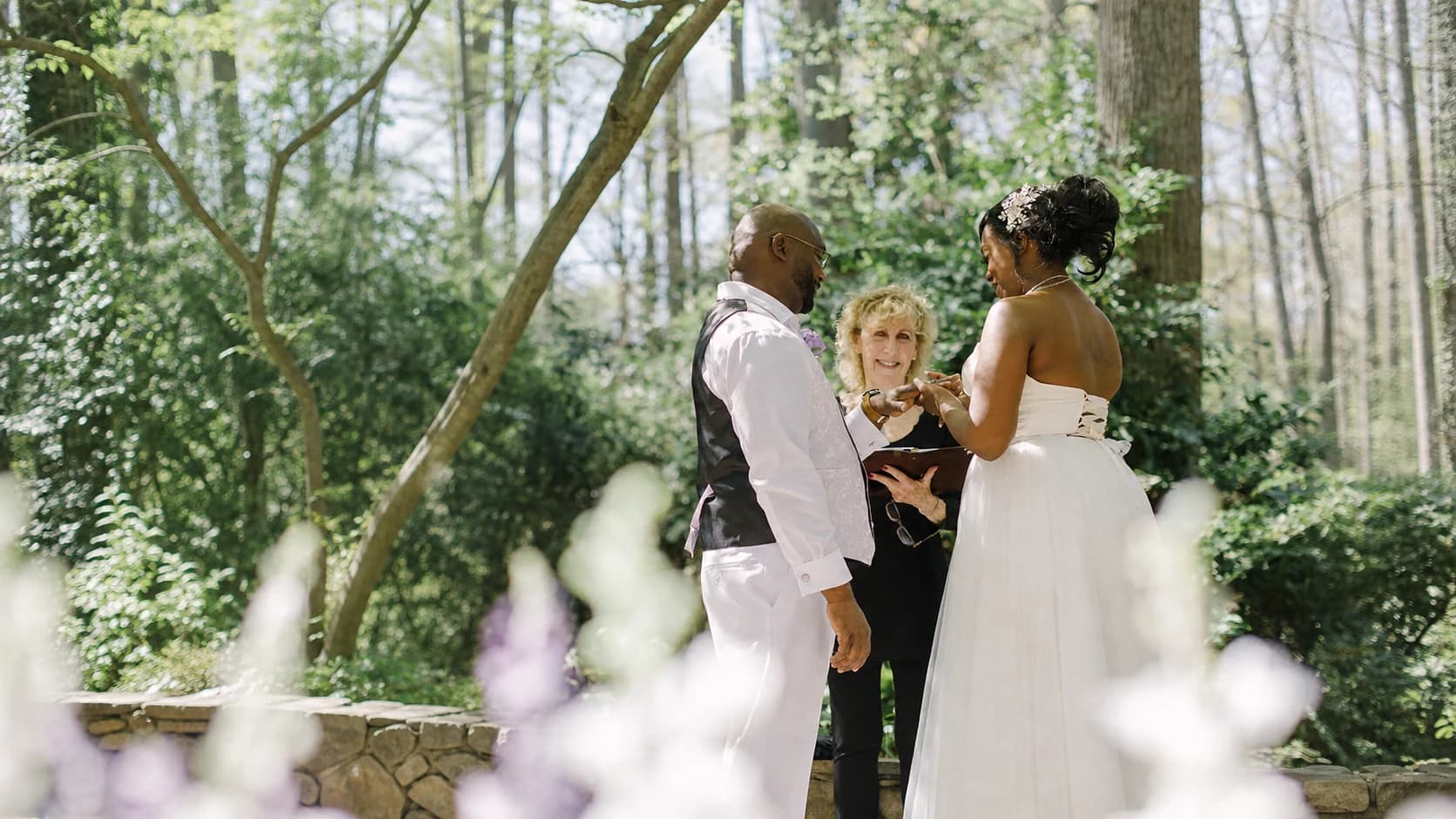 Weddings by GOLD - wedding officiant