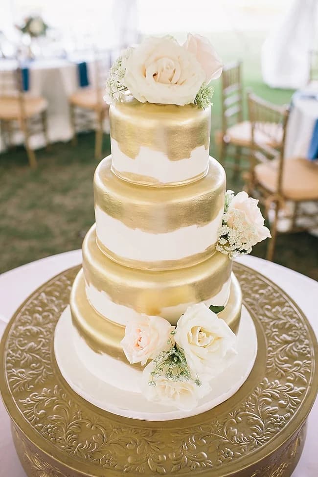 Incredible Edibles Bakery - wedding cake baker