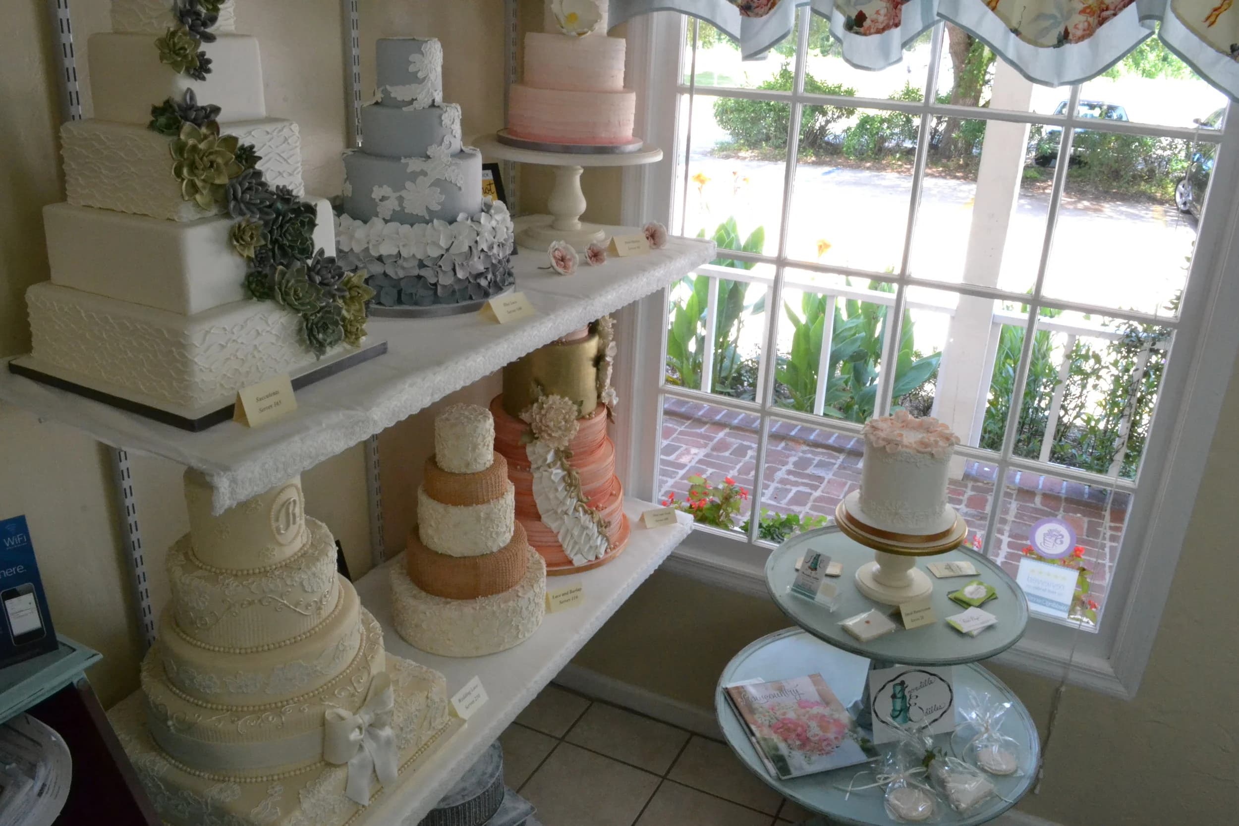 Incredible Edibles Bakery - wedding cake baker