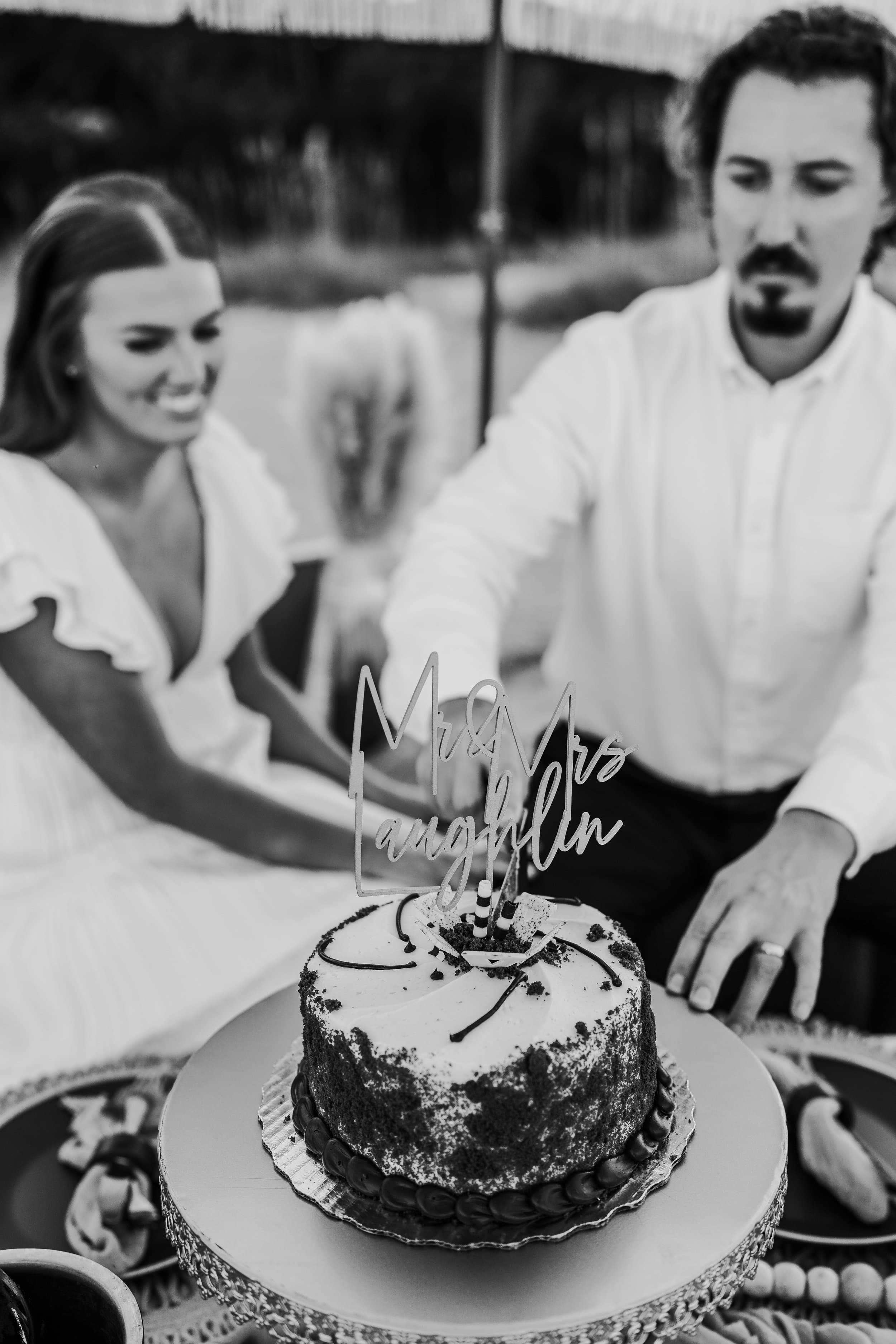 Wedding couple on Hilton Head Island beach at golden hour by Emilia Jane Photography